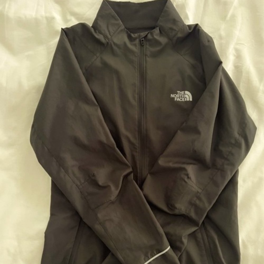 The North Face Women’s Flight Series Lightweight Jacket NWOT